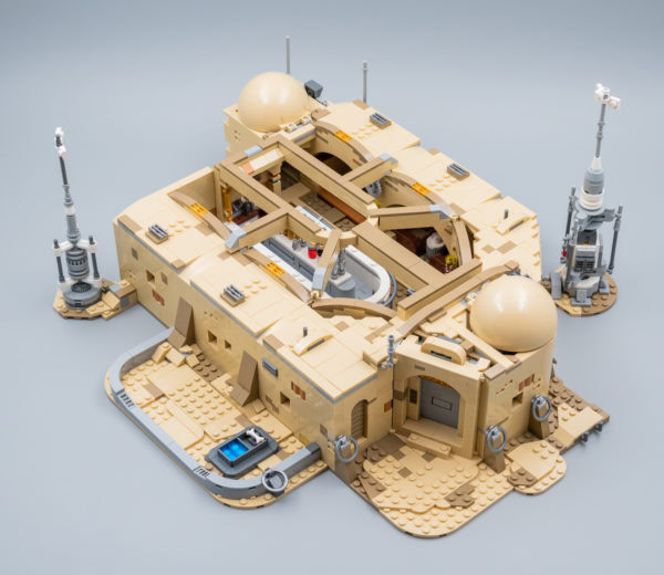 Review LEGO Star Wars 75290 Mos Eisley Cantina HOTH BRICKS